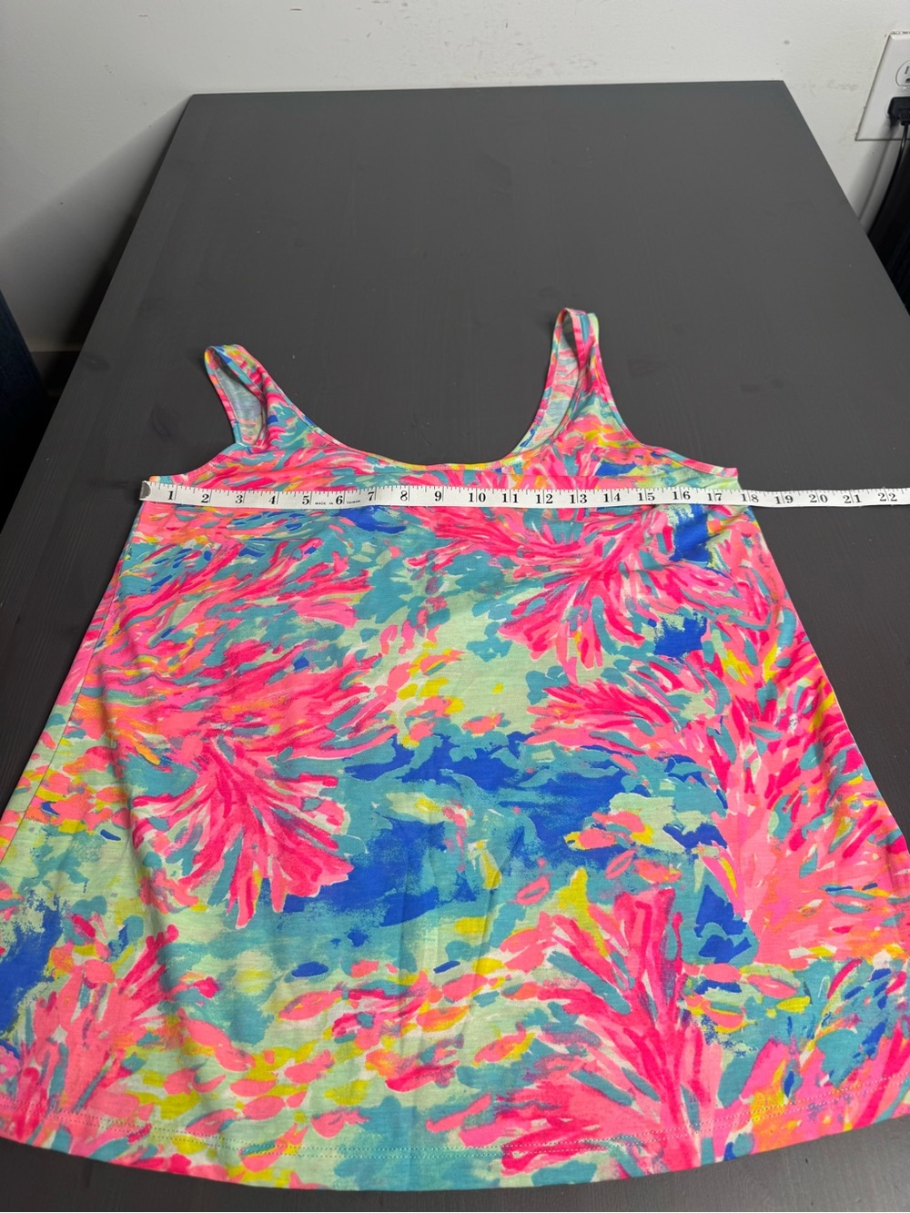 Lilly Pulitzer Kinsey Tank Multi Palm Beach Coral - Picture 5 of 6